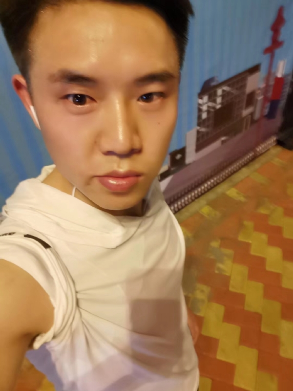 小雷的第一张照片--兴义交友中心